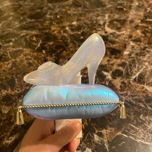 Disney princess glass slipper, wallflower plug